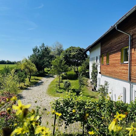 Natur-Retreat Am Leitgeringer See Tittmoning Exteriör bild