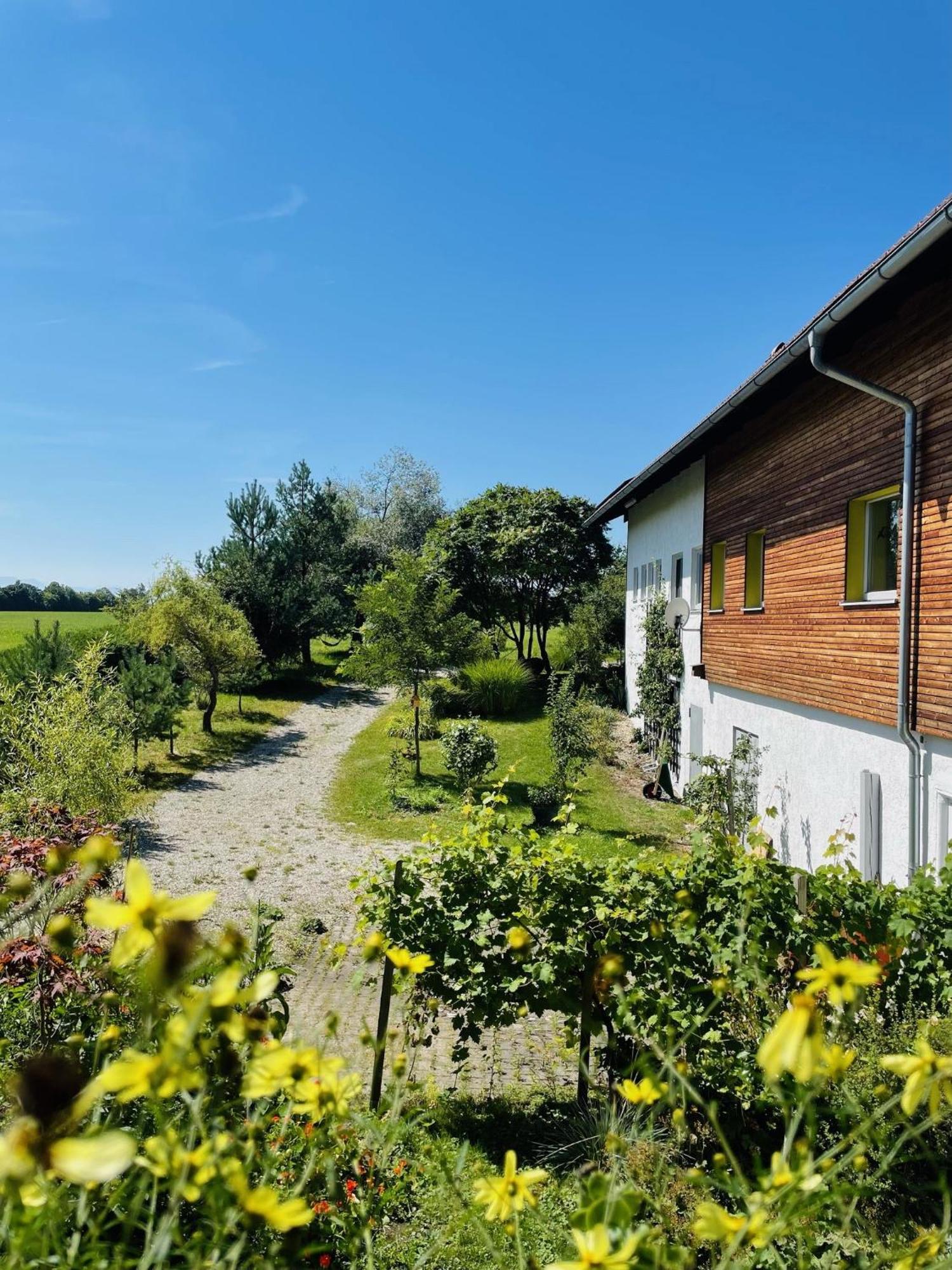 Natur-Retreat Am Leitgeringer See Tittmoning Exteriör bild